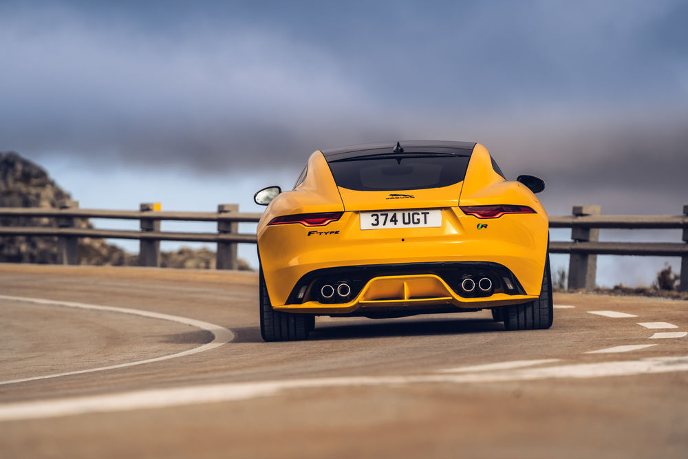 New Jaguar F-TYPE – R Coupé AWD – Sorrento Yellow